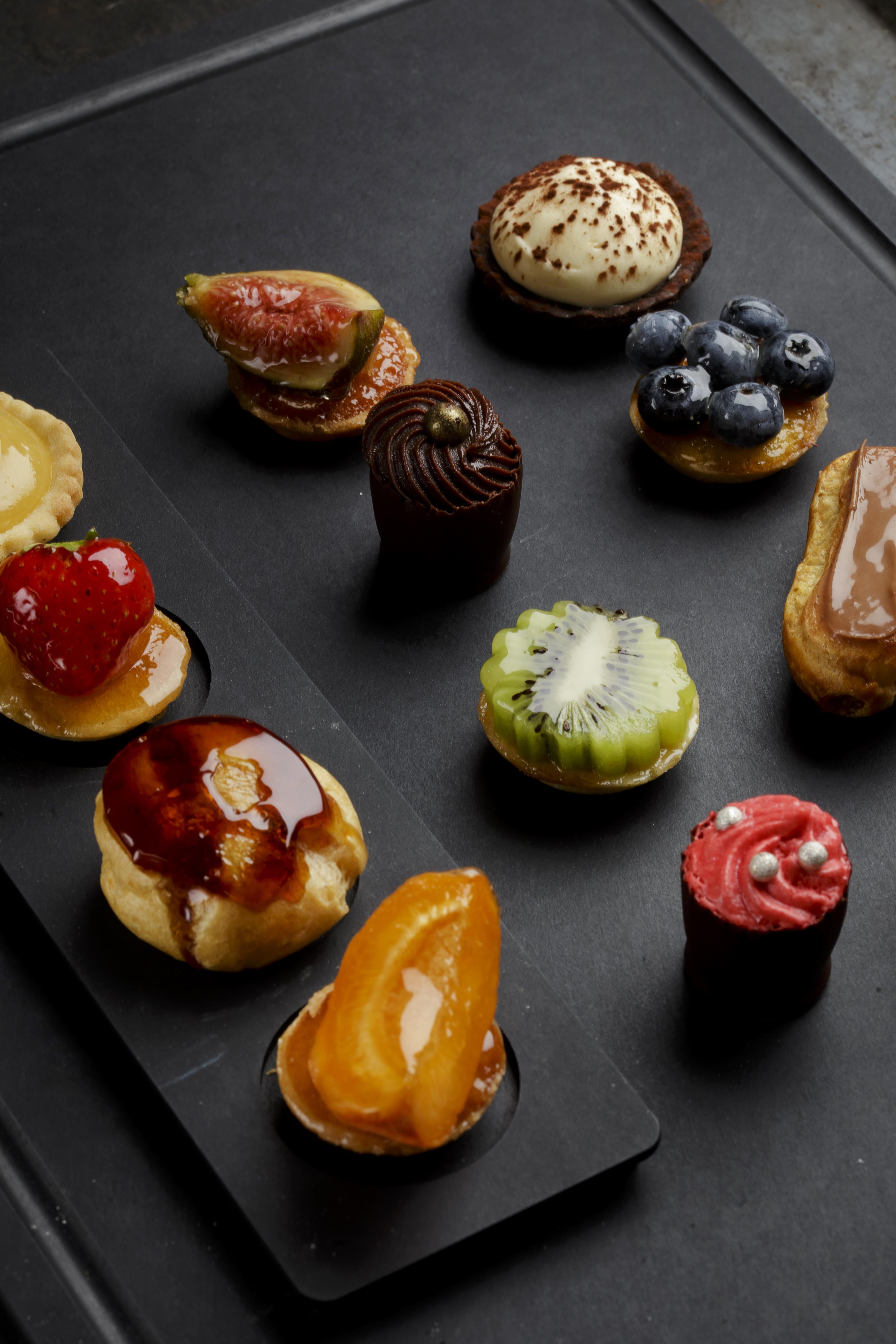 Pâtisserie Iafrati ‎• Plateau De 20 Mignardises 